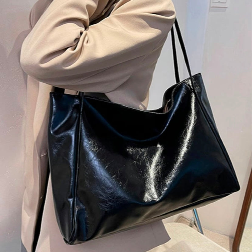Willow - Vintage-Style Shoulder Bag