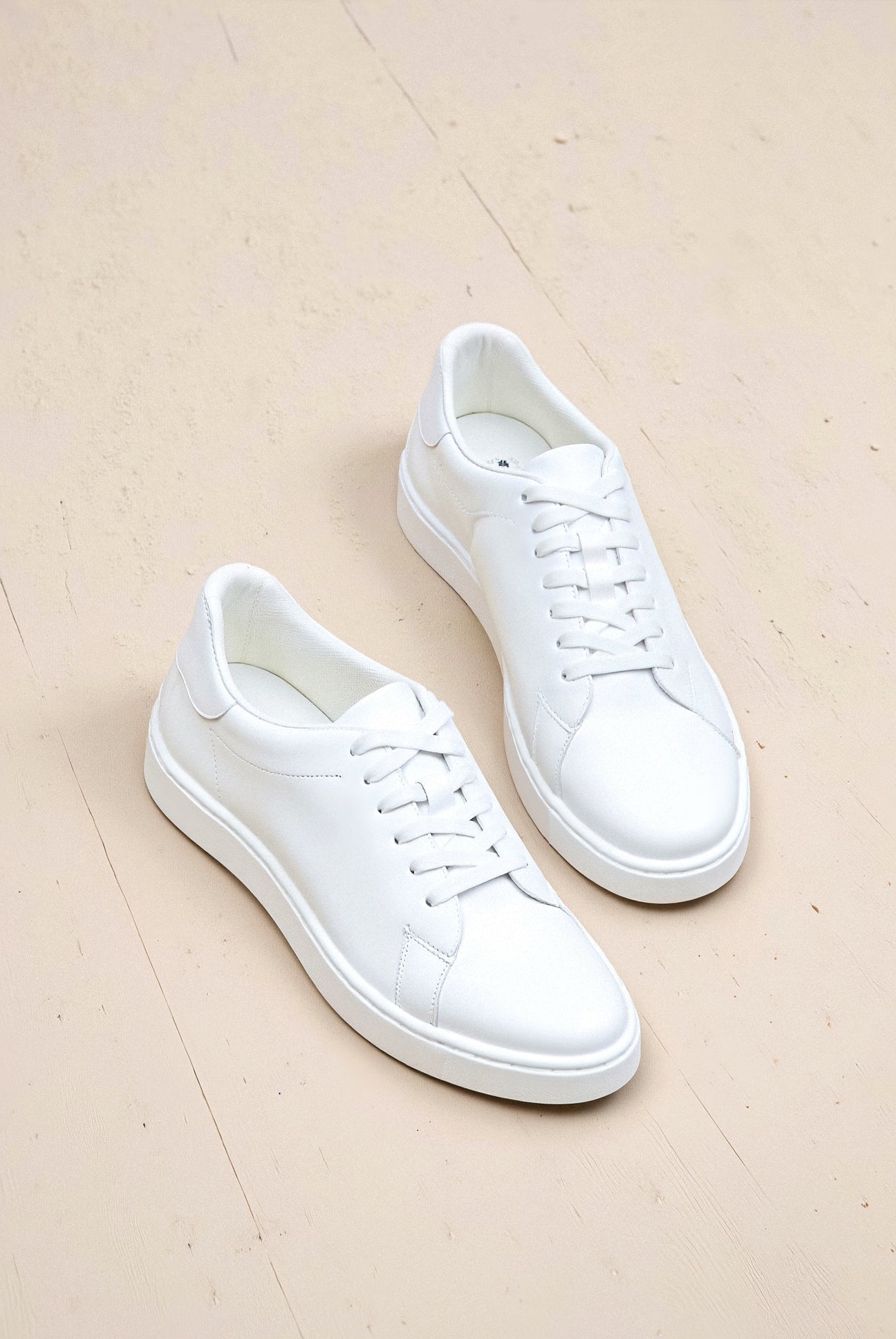 NOBA Classic Trainers