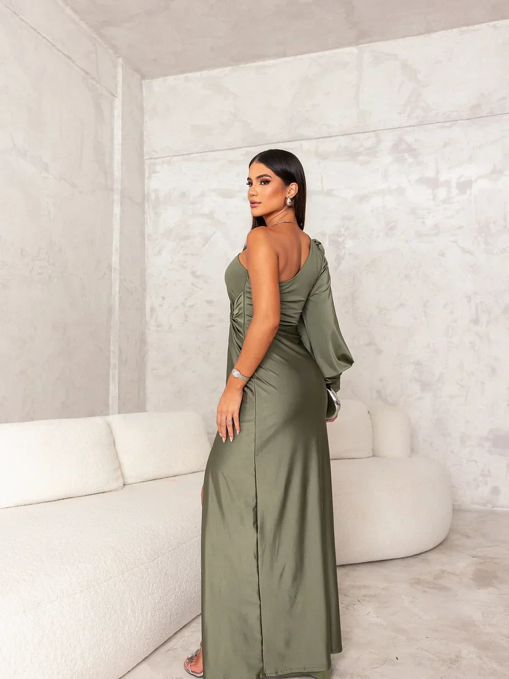 Carolina — Elegant Evening Dress