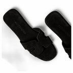 Melia || Black