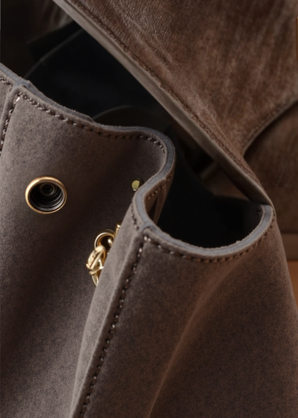 Margot - Suede Tote PM
