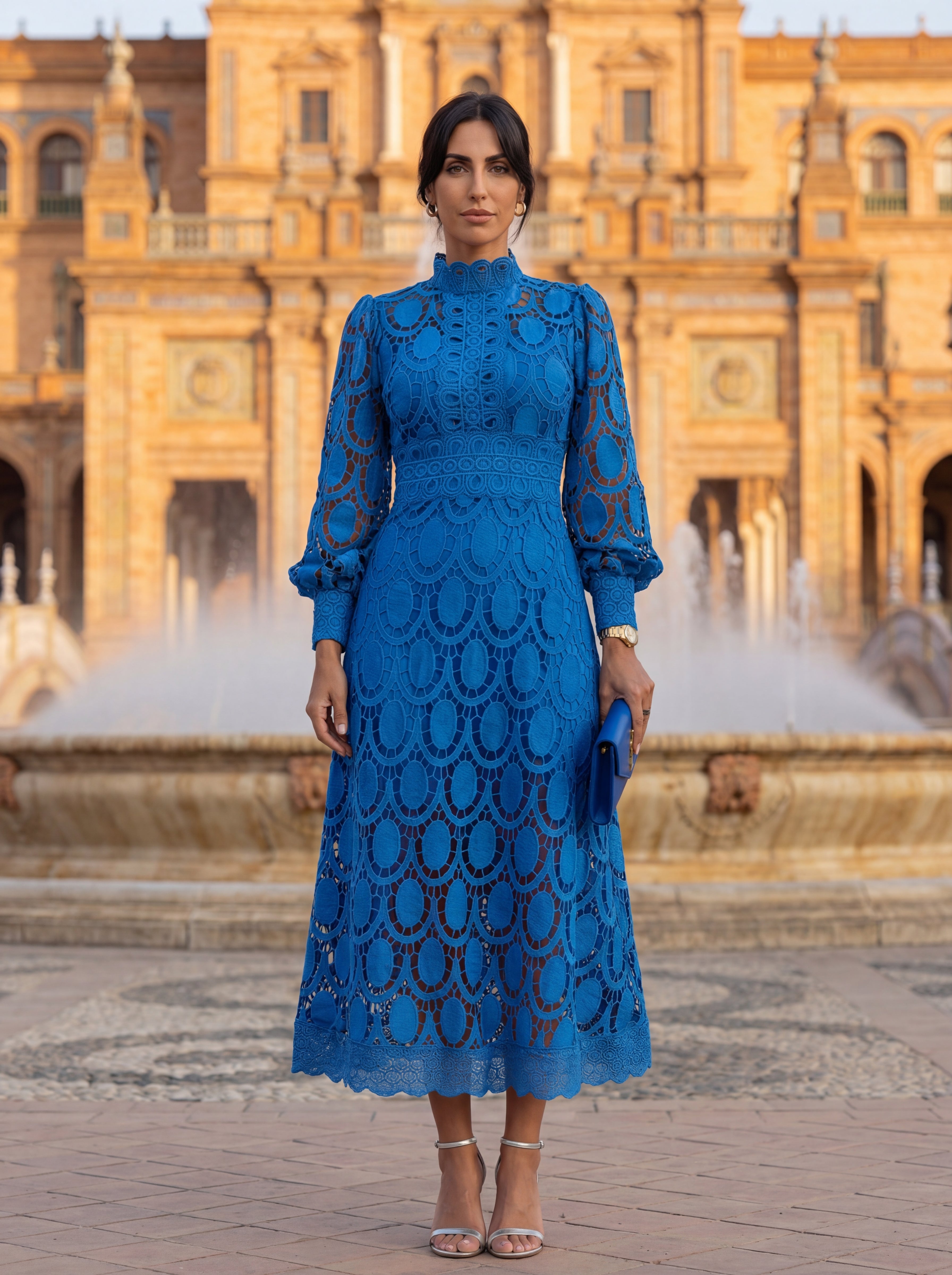 Capricornio — Lace Midi Dress