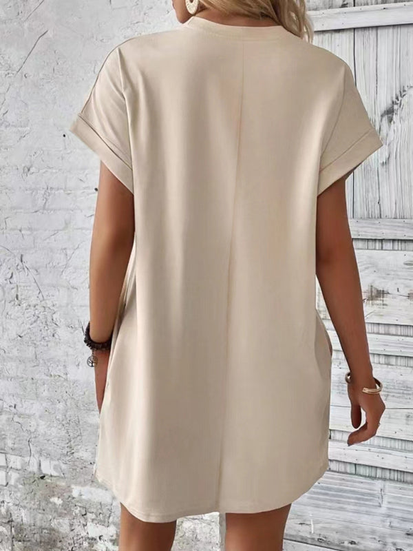 Aspen - Loose-Fit Dress with Pockets, Round Neck and Short Sleeves