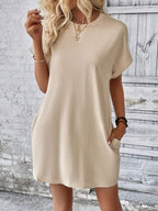 Aspen - Loose-Fit Dress with Pockets, Round Neck and Short Sleeves