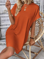 Aspen - Loose-Fit Dress with Pockets, Round Neck and Short Sleeves